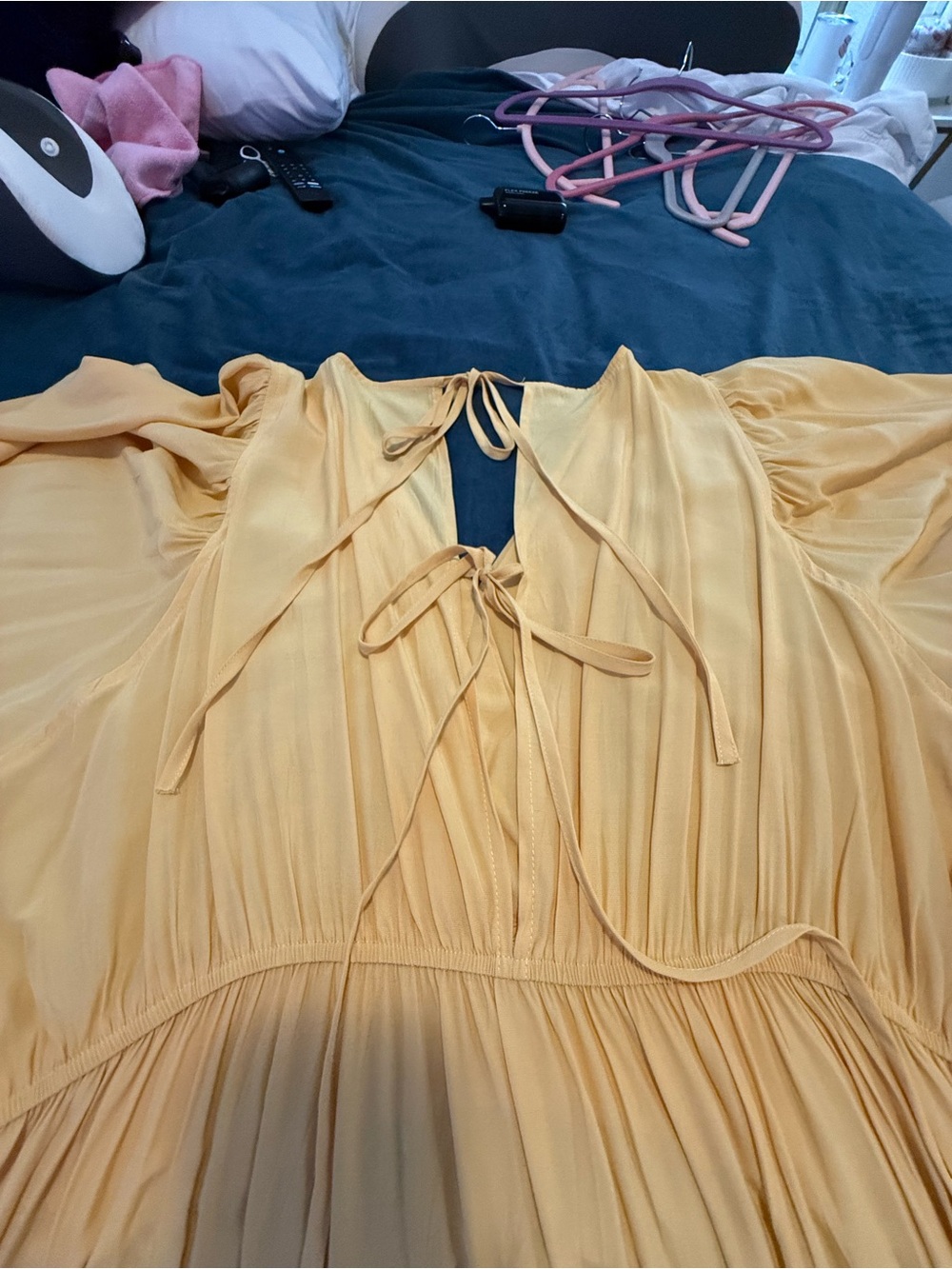 Linsery Yellow V-Neck Tiered Maxi Dress NWOT - Picture 5 of 6